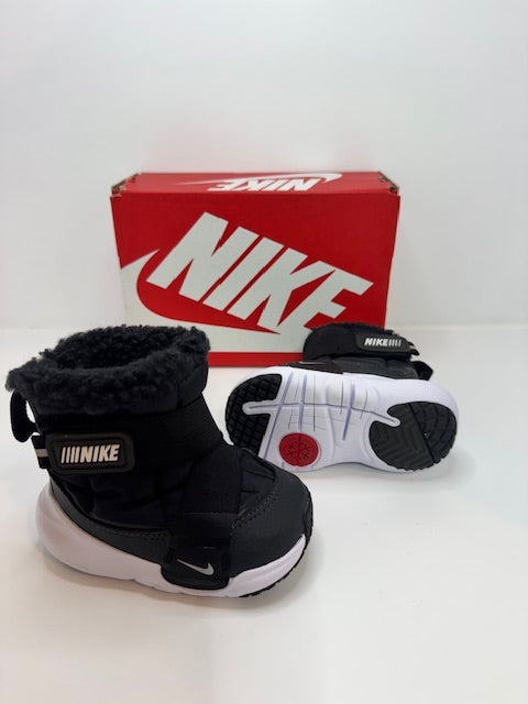 Nike Flex Advance Boots
